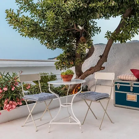 To Myrmigki Skopelos